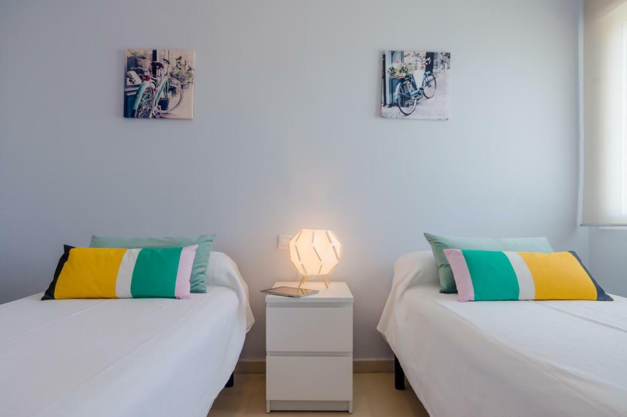 Apartamento Sea Views โรตา ภายนอก รูปภาพ