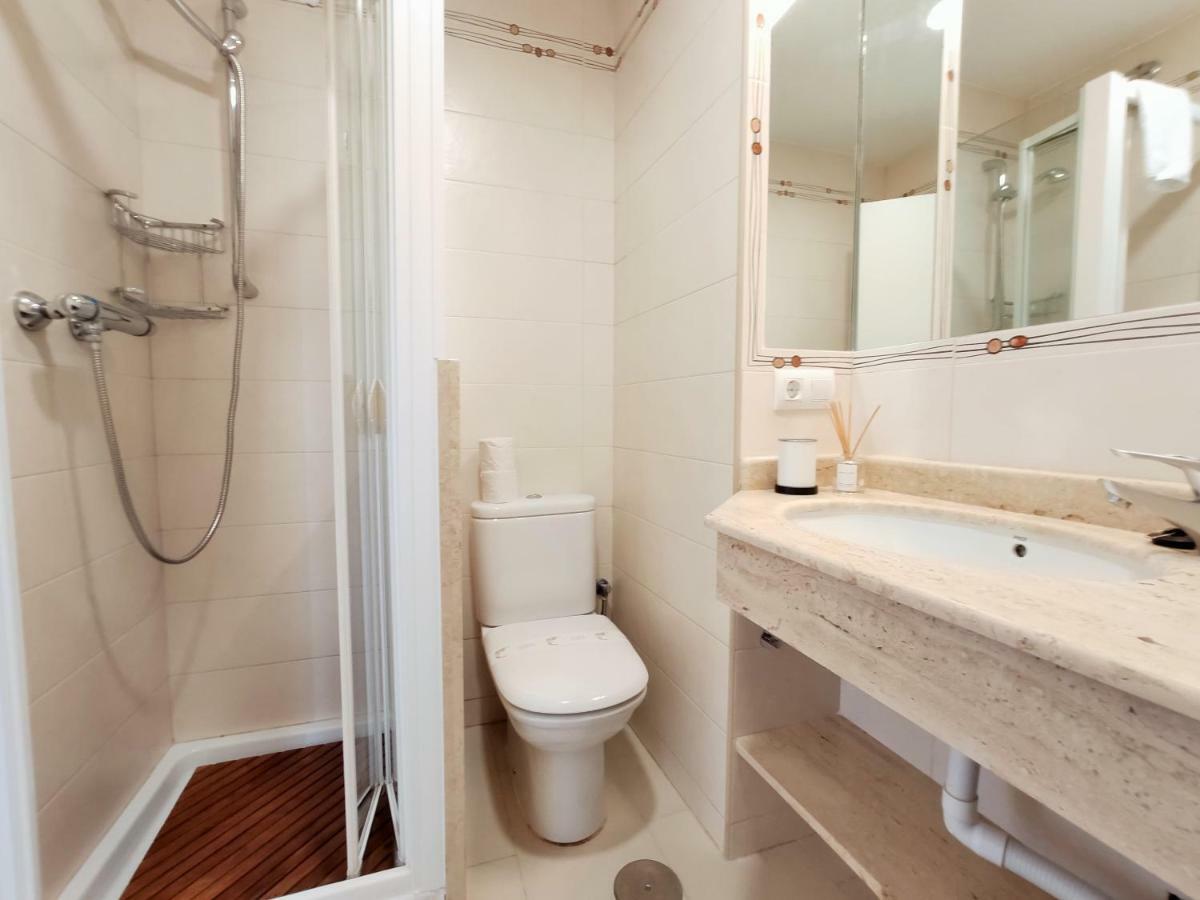 Apartamento Sea Views โรตา ภายนอก รูปภาพ