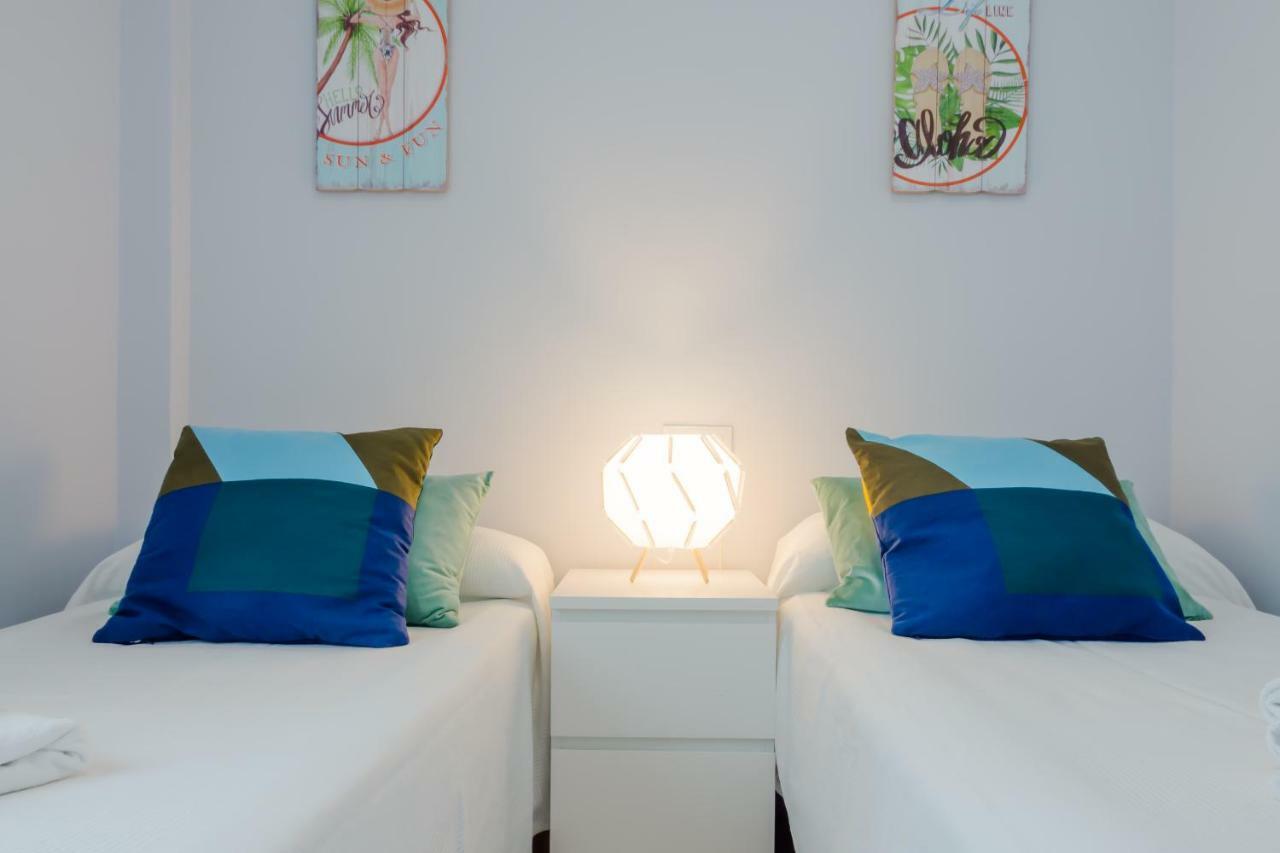 Apartamento Sea Views โรตา ภายนอก รูปภาพ