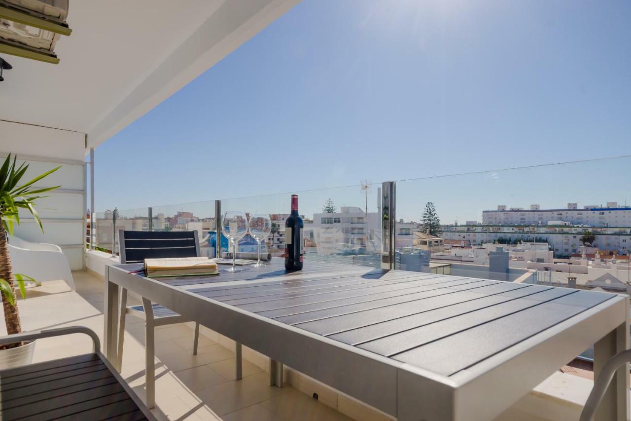 Apartamento Sea Views โรตา ภายนอก รูปภาพ