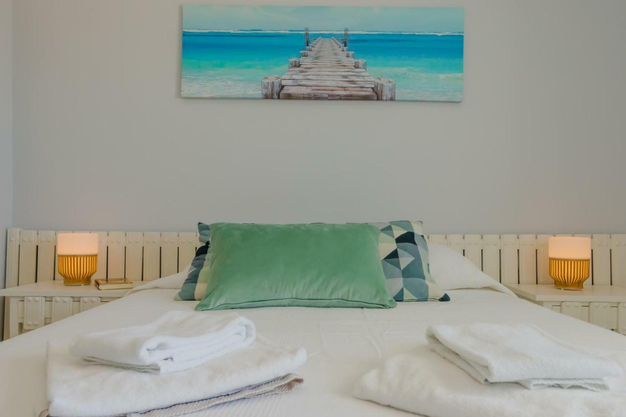 Apartamento Sea Views โรตา ภายนอก รูปภาพ